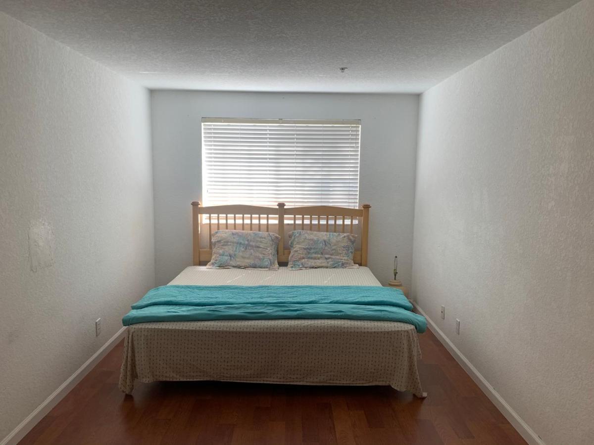 Bedroom Suite In Lauderdale Lakes Townhome フォート・ローダーデール エクステリア 写真