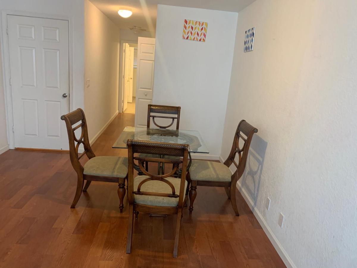 Bedroom Suite In Lauderdale Lakes Townhome フォート・ローダーデール エクステリア 写真