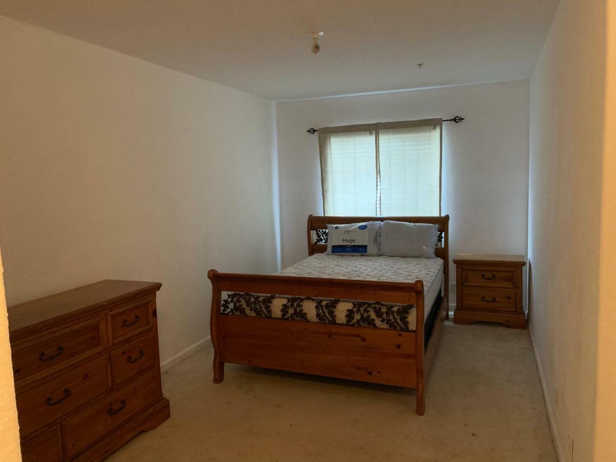 Bedroom Suite In Lauderdale Lakes Townhome フォート・ローダーデール エクステリア 写真